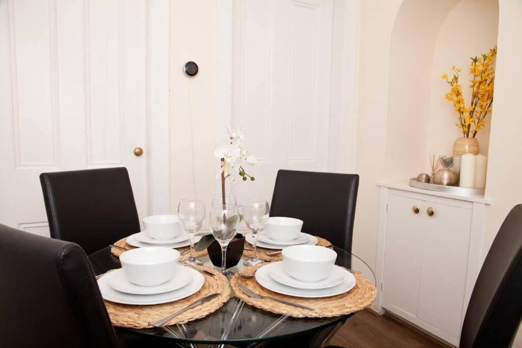 Snug - Logie Baird Apartment Helensburgh Exteriér fotografie