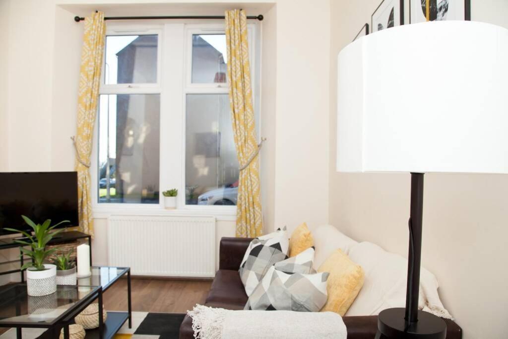 Snug - Logie Baird Apartment Helensburgh Exteriér fotografie